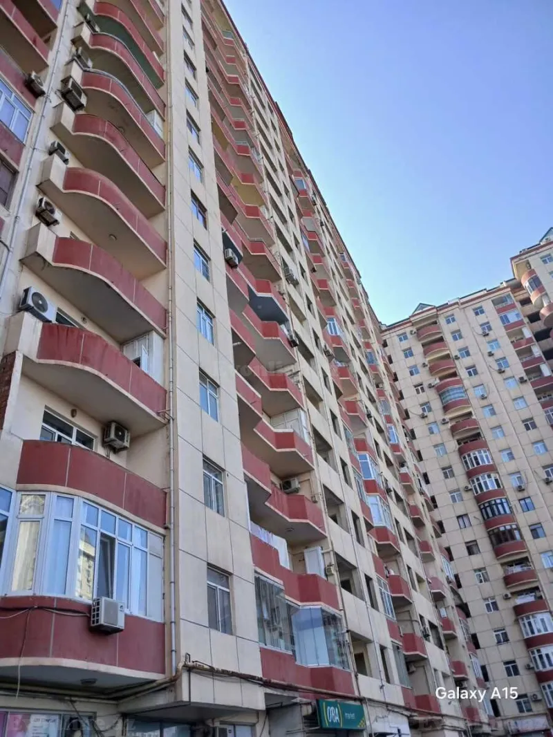3 otaqlı Mənzil 80 m² Badamdar Satılır