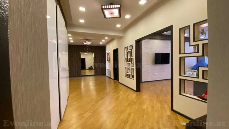 Satılır 3 otaqlı Mənzil Yeni tikili 160 m² Gənclik m.