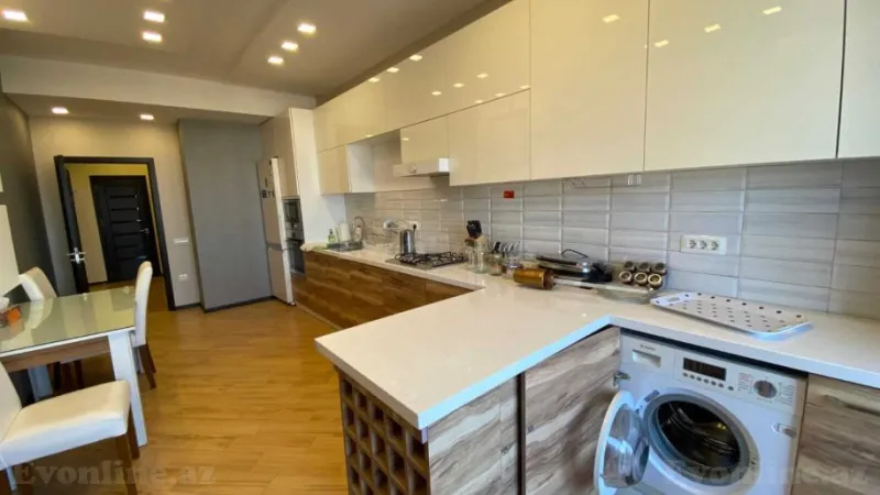 Satılır 3 otaqlı Mənzil Yeni tikili 160 m² Gənclik m. - şəkil 3