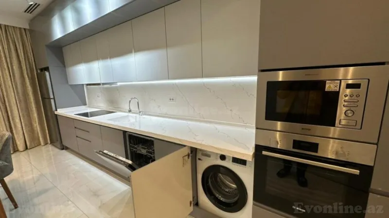 Kirayə verilir 3 otaqlı Mənzil Yeni tikili 120 m² Xətai r.