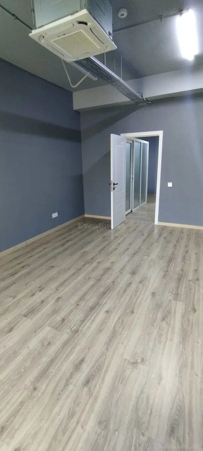 Kirayə verilir Ofis 94 m² Gənclik m. - şəkil 10