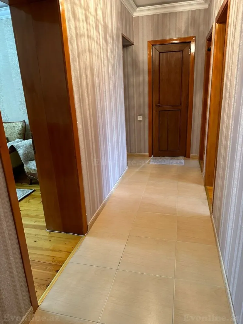 Satılır 3 otaqlı Mənzil Köhnə tikili 90 m² Nəriman Nərimanov m. - şəkil 2