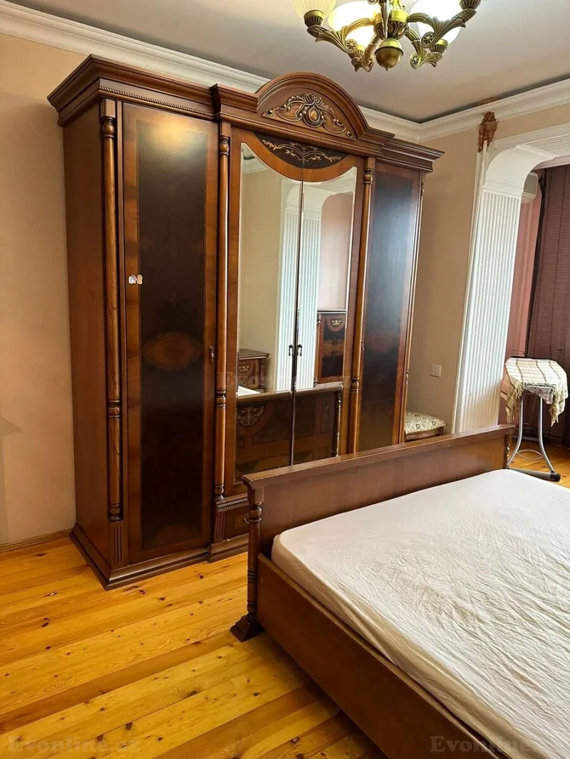 Satılır 3 otaqlı Mənzil Köhnə tikili 90 m² Nəriman Nərimanov m. - şəkil 8