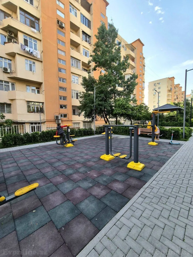 Kirayə verilir 2 otaqlı Mənzil Köhnə tikili 65 m² Əhmədli