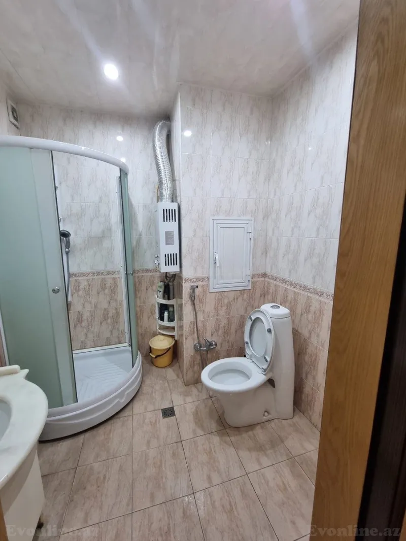 Satılır 2 otaqlı Mənzil Köhnə tikili 65 m² 8-ci mikrorayon - şəkil 12