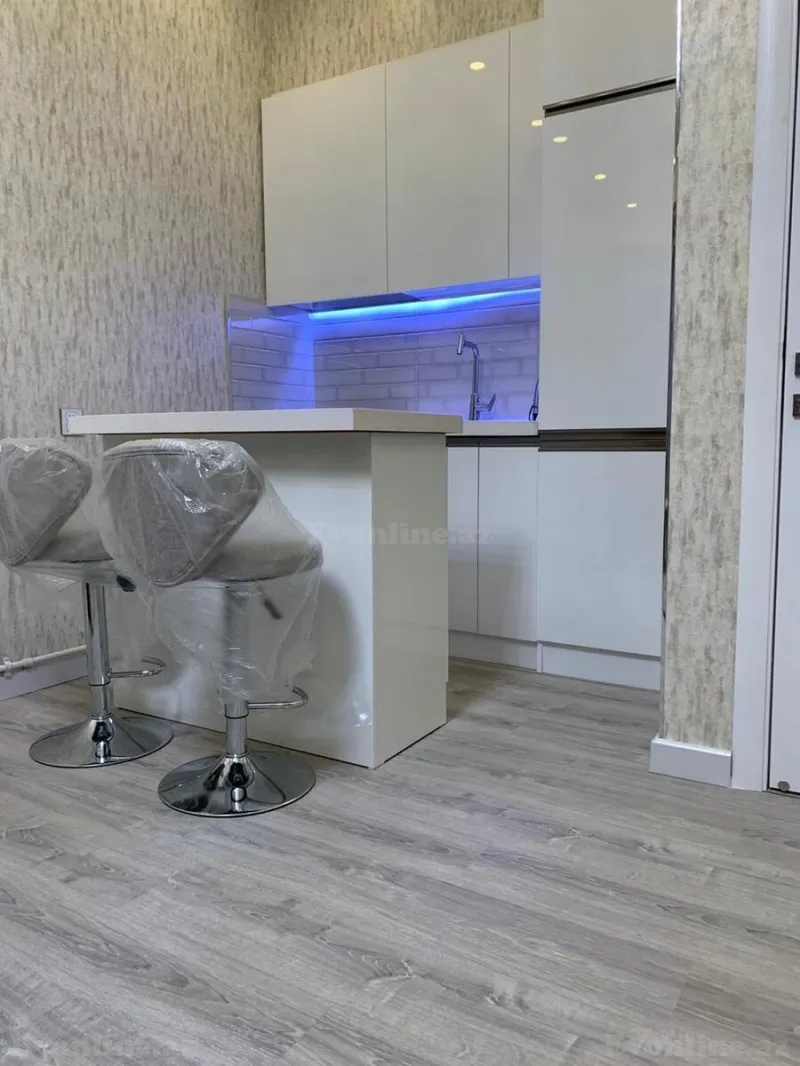 Kirayə verilir 2 otaqlı Mənzil Yeni tikili 70 m² Xətai m. - şəkil 4
