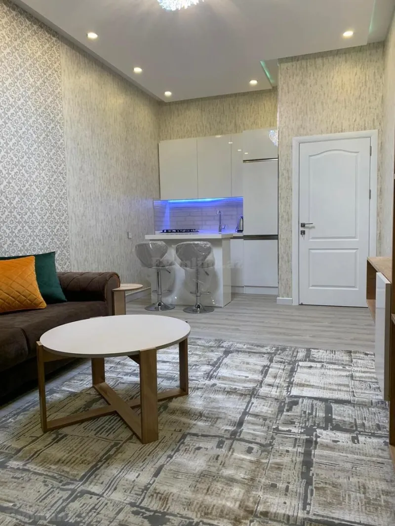 Kirayə verilir 2 otaqlı Mənzil Yeni tikili 70 m² Xətai m. - şəkil 13