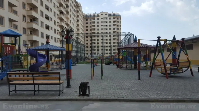 Satılır 3 otaqlı Mənzil Yeni tikili 119 m² Suraxanı r. - şəkil 2
