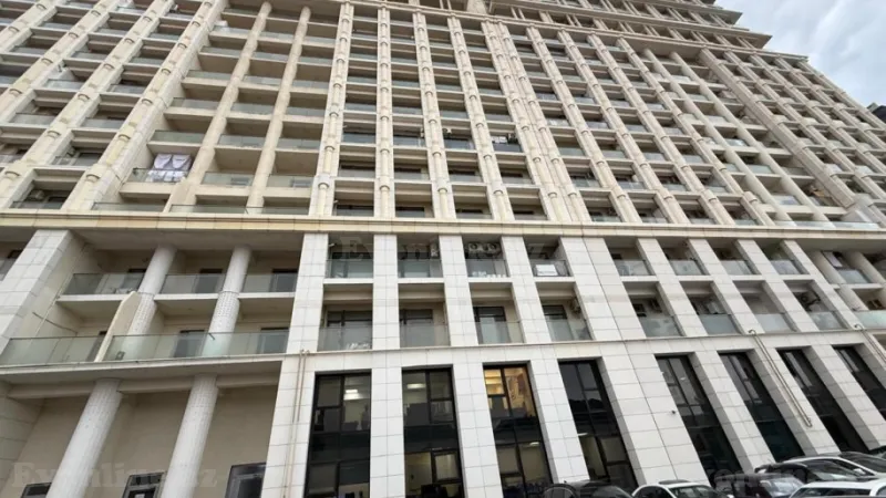 Kirayə verilir 3 otaqlı Mənzil Yeni tikili 95 m² Bayıl