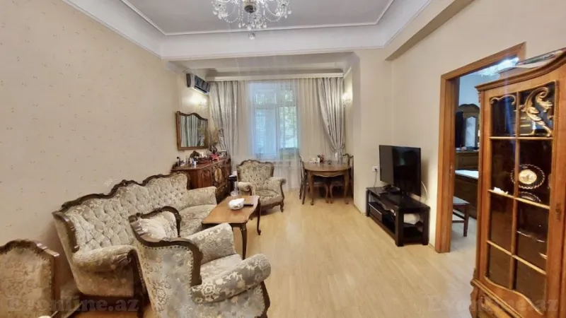 Satılır 3 otaqlı Mənzil Köhnə tikili 80 m² Nəriman Nərimanov m.
