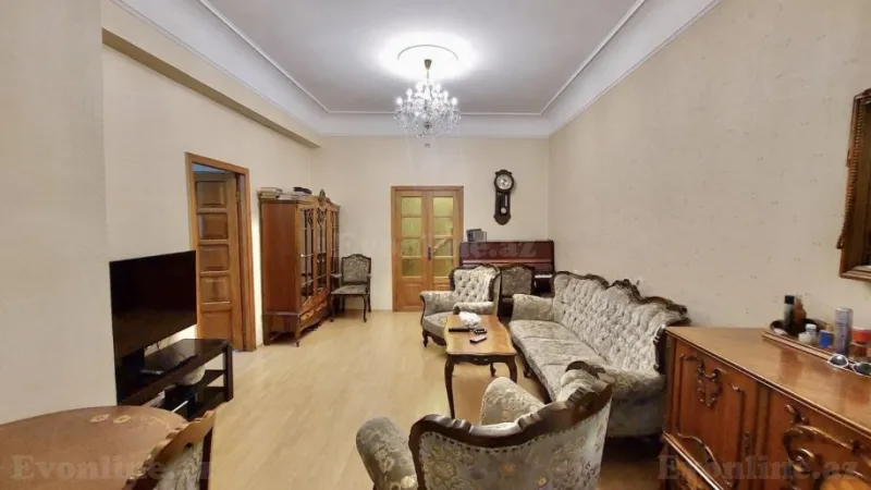 Satılır 3 otaqlı Mənzil Köhnə tikili 80 m² Nəriman Nərimanov m. - şəkil 3