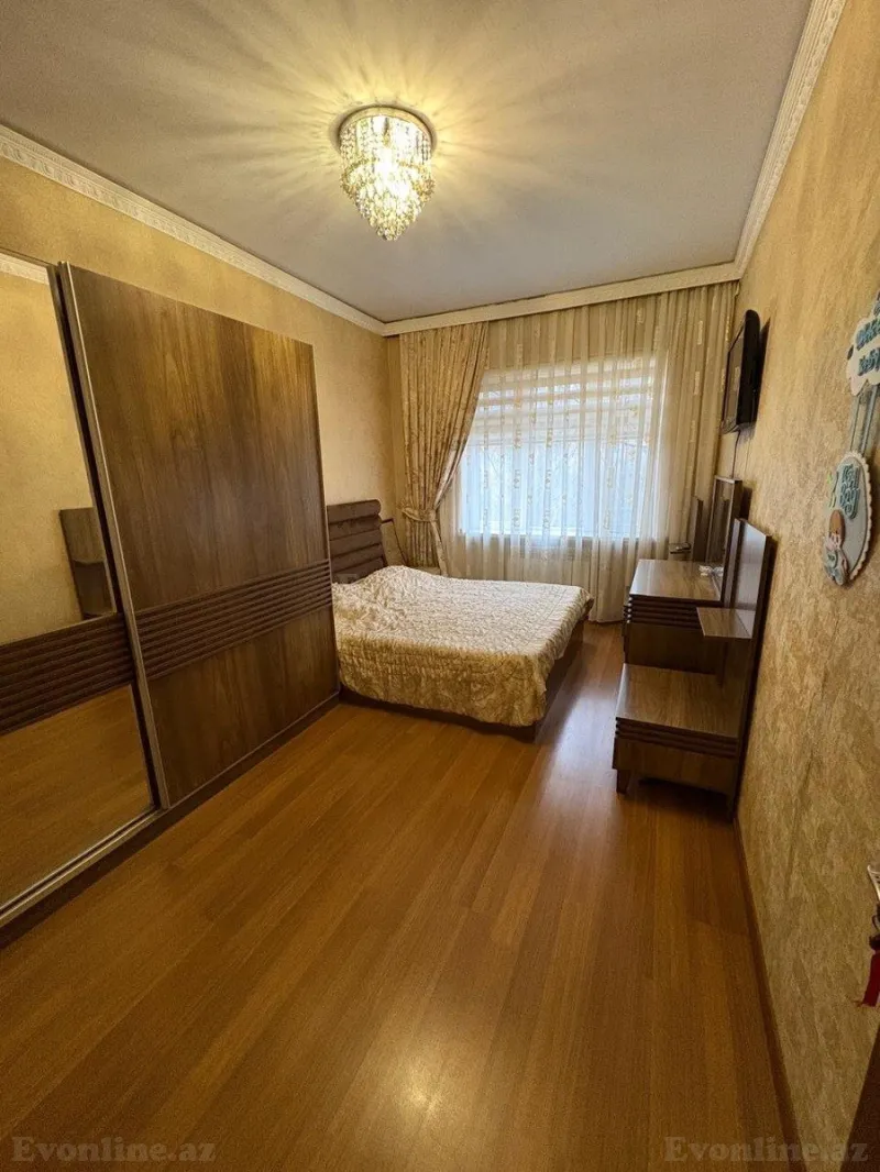 Satılır 2 otaqlı Mənzil Köhnə tikili 70 m² Yasamal - şəkil 6