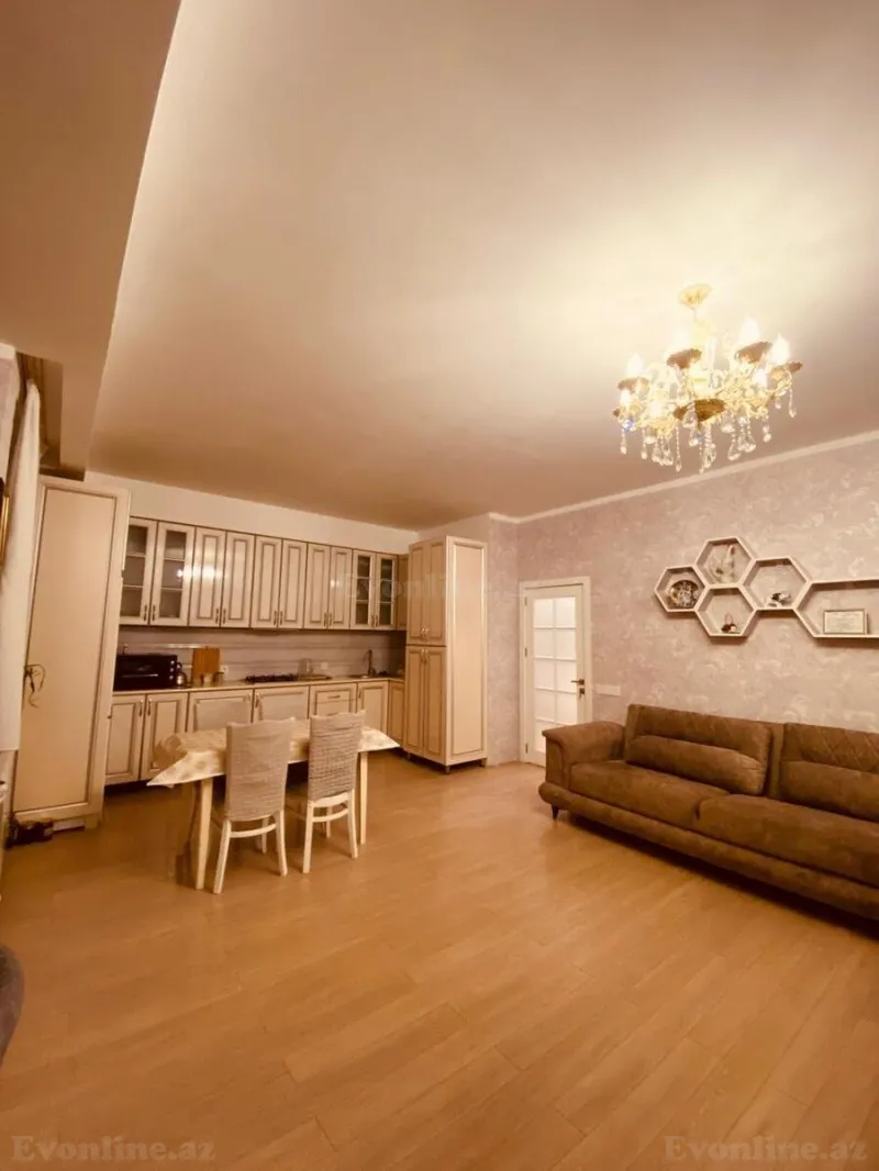 Satılır 3 otaqlı Mənzil Yeni tikili 110 m² 28 May m. - şəkil 3