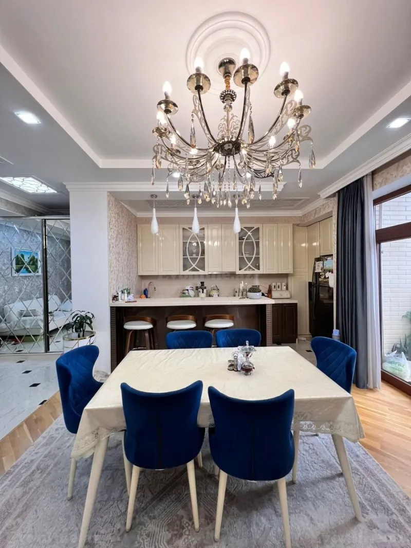 Satılır 2 otaqlı Mənzil Yeni tikili 93 m² İnşaatçılar m. - şəkil 2
