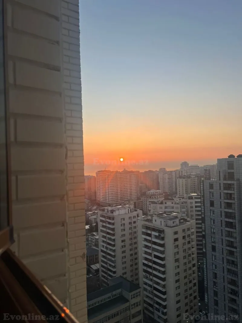 Satılır 2 otaqlı Mənzil Yeni tikili 93 m² İnşaatçılar m. - şəkil 8