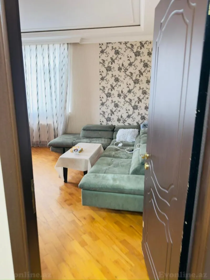 Kirayə verilir 3 otaqlı Mənzil Yeni tikili 140 m² İnşaatçılar m. - şəkil 3
