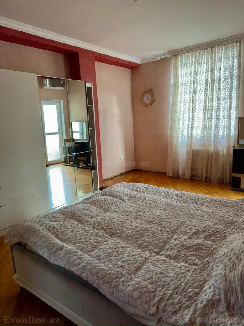 Kirayə verilir 3 otaqlı Mənzil Yeni tikili 140 m² İnşaatçılar m. - şəkil 7