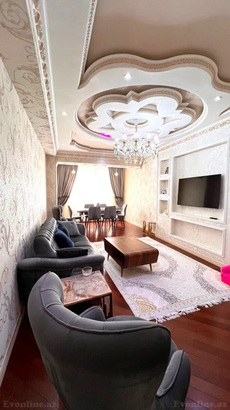 Satılır 4 otaqlı Mənzil Yeni tikili 168 m² Qara Qarayev m. - şəkil 2