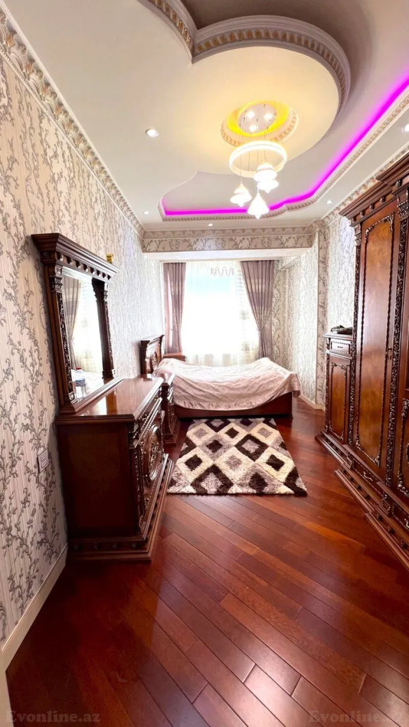Satılır 4 otaqlı Mənzil Yeni tikili 168 m² Qara Qarayev m. - şəkil 7