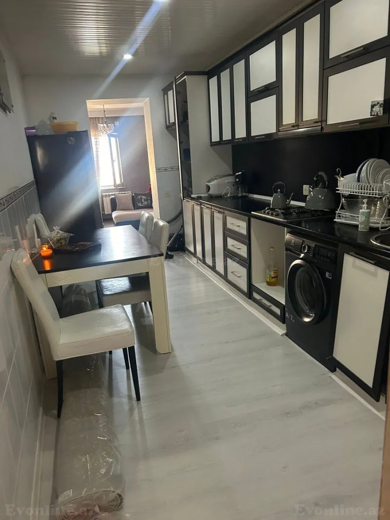 Satılır 4 otaqlı Mənzil Köhnə tikili 90 m² Biləcəri - şəkil 8
