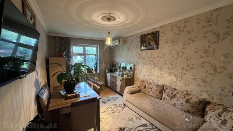 Satılır 2 otaqlı Mənzil Köhnə tikili 65 m² Suraxanı r. - şəkil 3