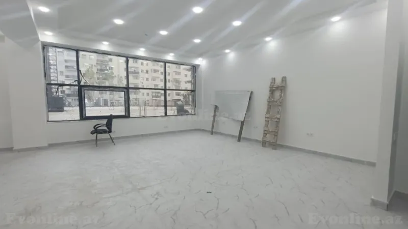Kirayə verilir Ofis 65 m² Xətai m.