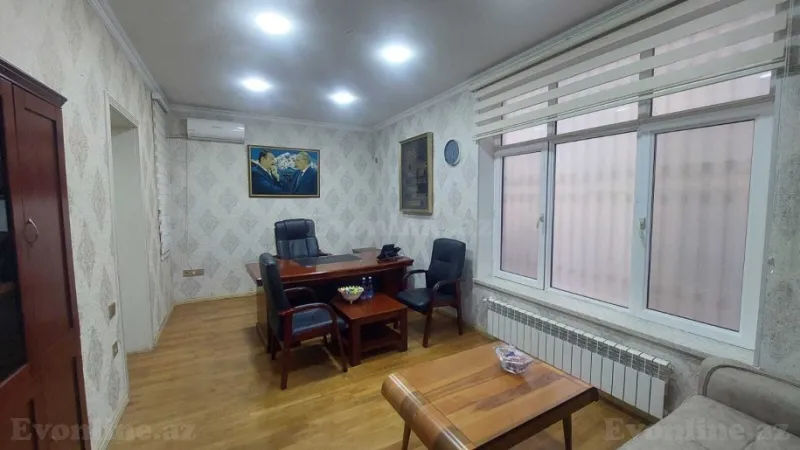 11 otaqlı Ofis 300 m² Badamdar Kirayə verilir