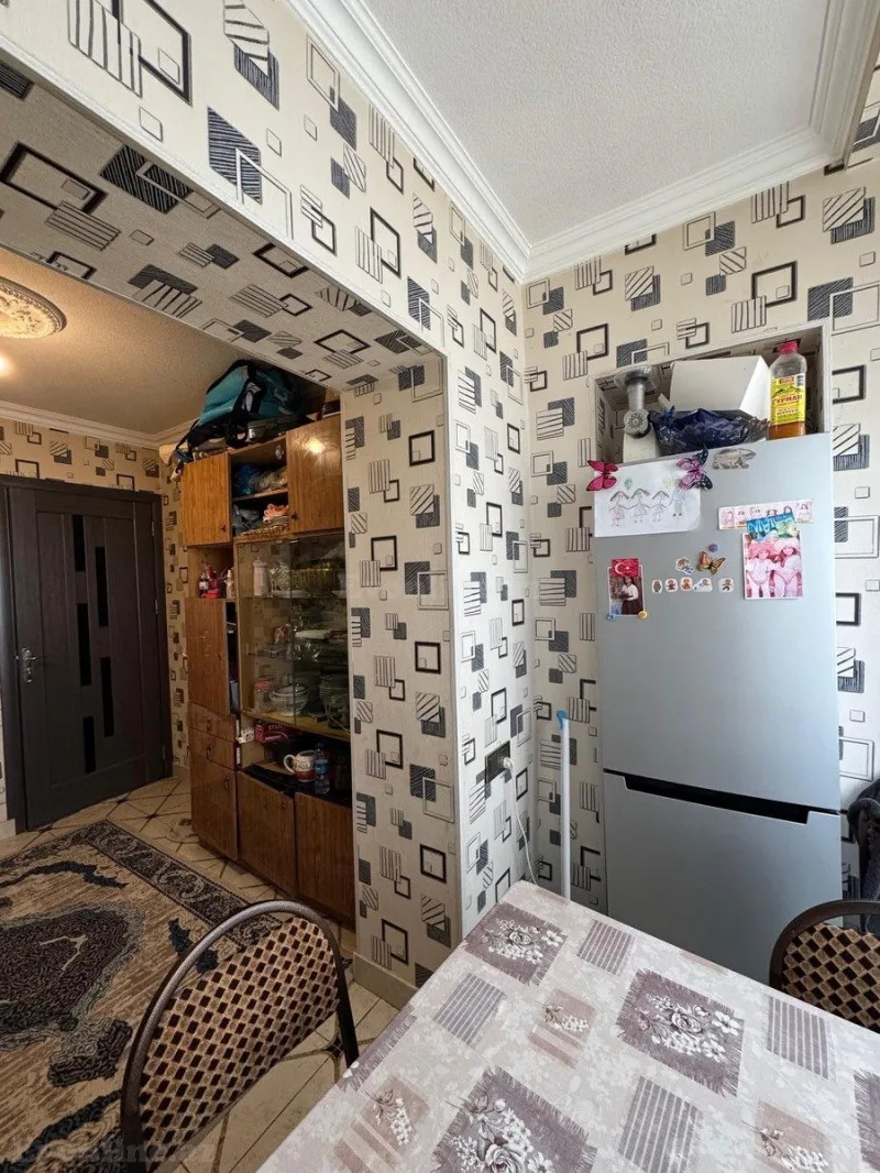 Satılır 2 otaqlı Mənzil Köhnə tikili 55 m² İnşaatçılar m. - şəkil 6