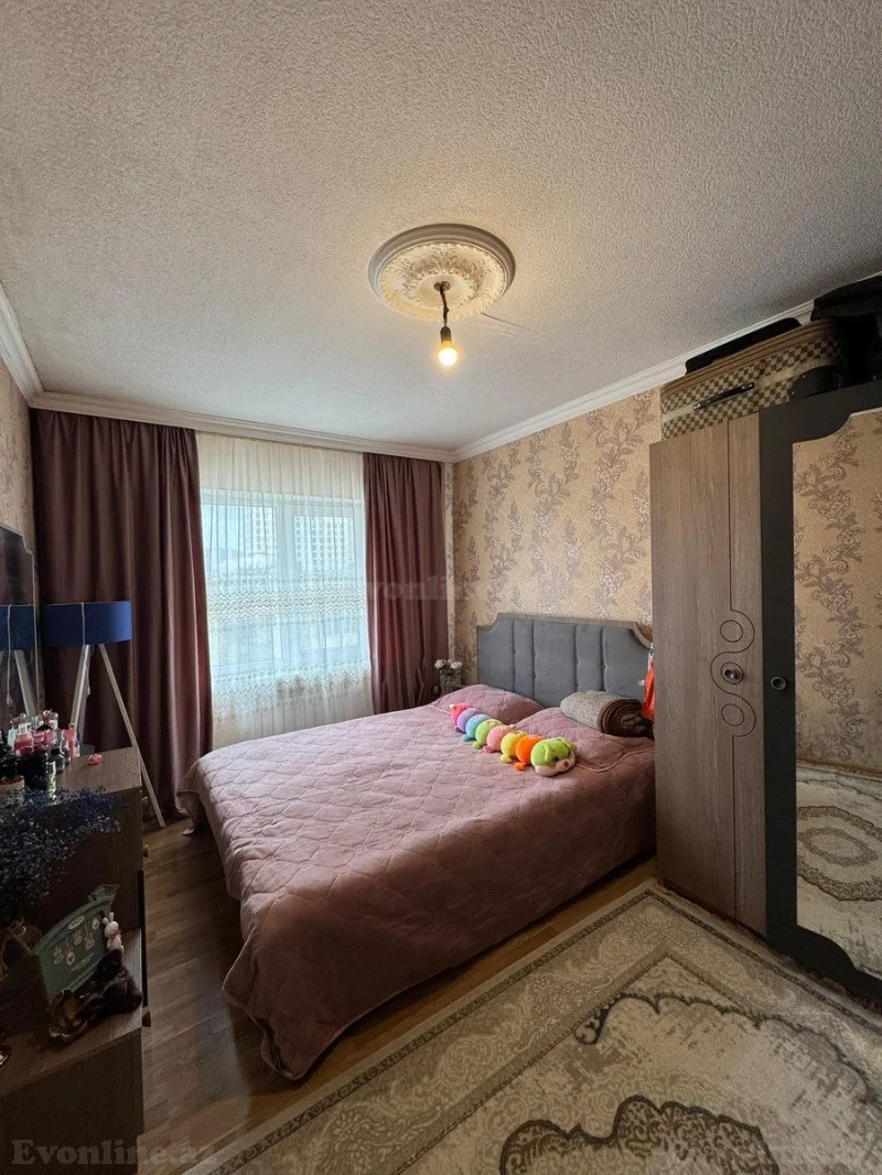 Satılır 2 otaqlı Mənzil Köhnə tikili 55 m² İnşaatçılar m. - şəkil 10