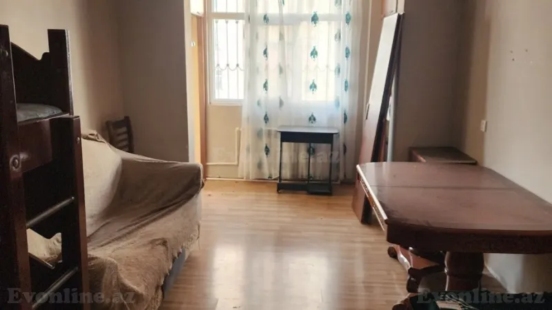 Satılır 2 otaqlı Mənzil Köhnə tikili 65 m² Əhmədli