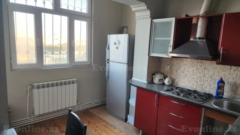 Satılır 2 otaqlı Mənzil Köhnə tikili 65 m² Əhmədli - şəkil 2