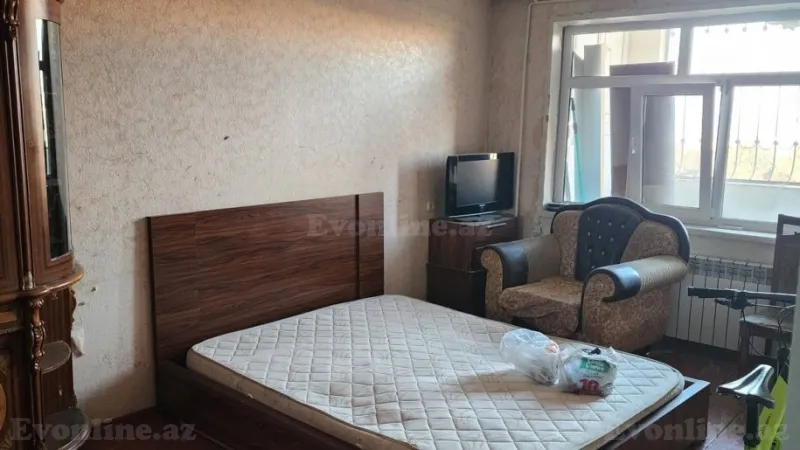 Satılır 2 otaqlı Mənzil Köhnə tikili 65 m² Əhmədli - şəkil 3