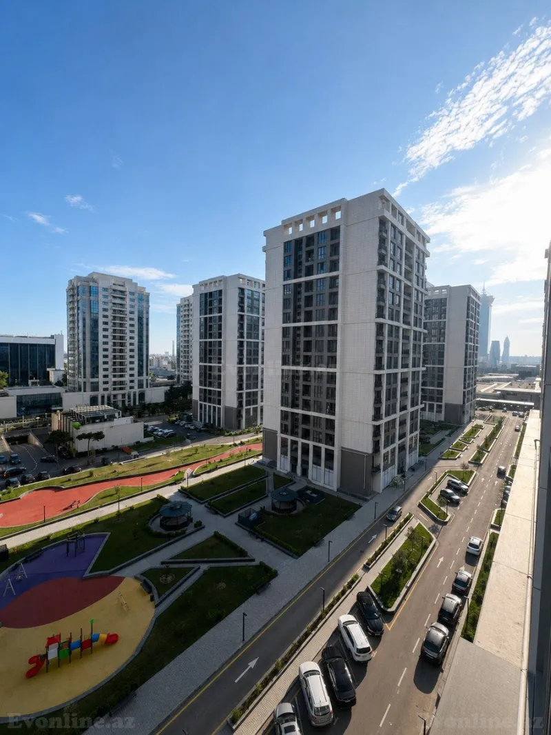 Satılır 4 otaqlı Mənzil Yeni tikili 172.8 m² Koroğlu m. - şəkil 2