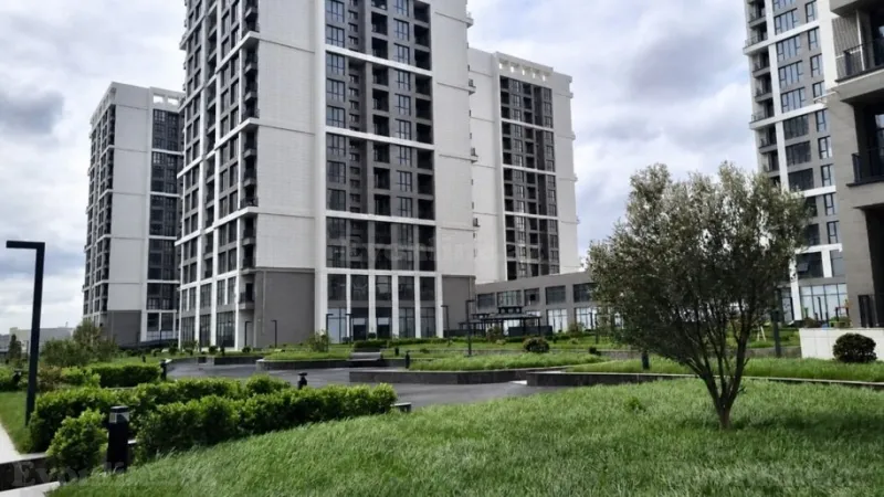 Satılır 4 otaqlı Mənzil Yeni tikili 172.8 m² Koroğlu m. - şəkil 3