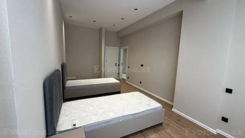 Satılır 4 otaqlı Mənzil Yeni tikili 172.8 m² Koroğlu m. - şəkil 15