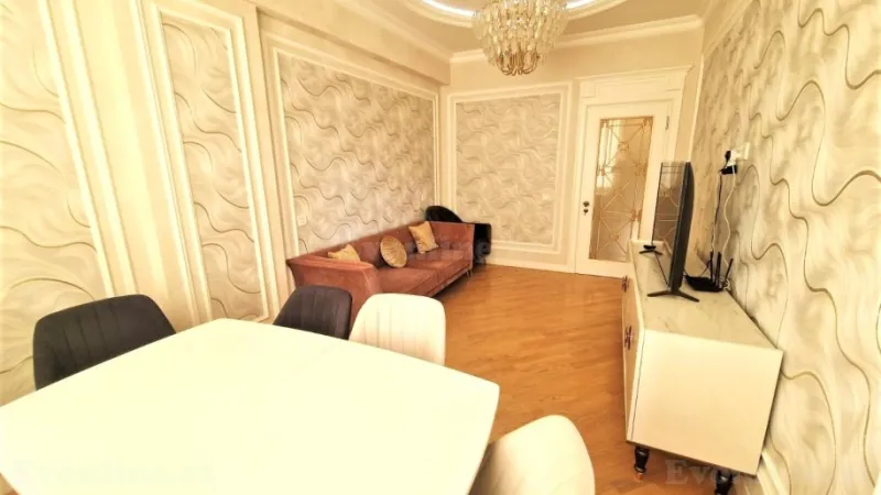Kirayə verilir 2 otaqlı Mənzil Yeni tikili 70 m² Gənclik m.