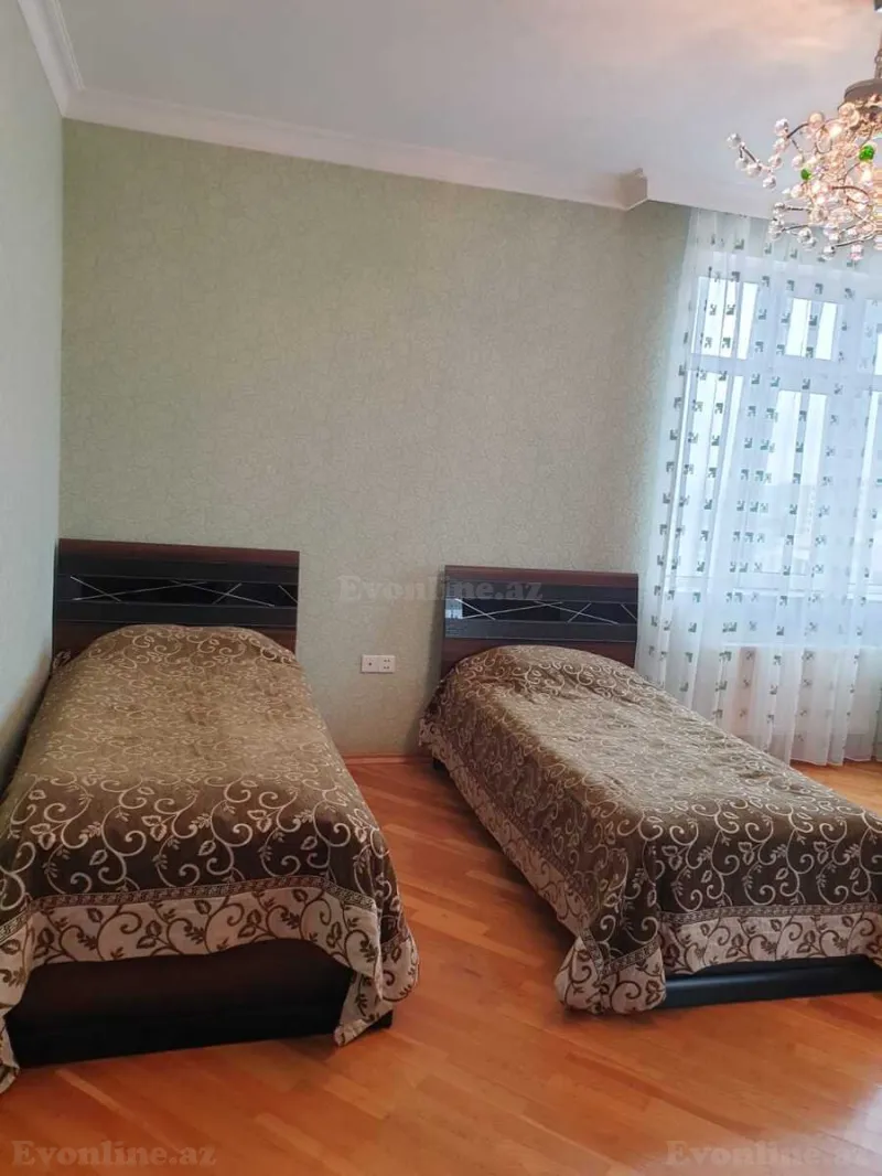 Satılır 3 otaqlı Mənzil Yeni tikili 135 m² Nəsimi r. - şəkil 6
