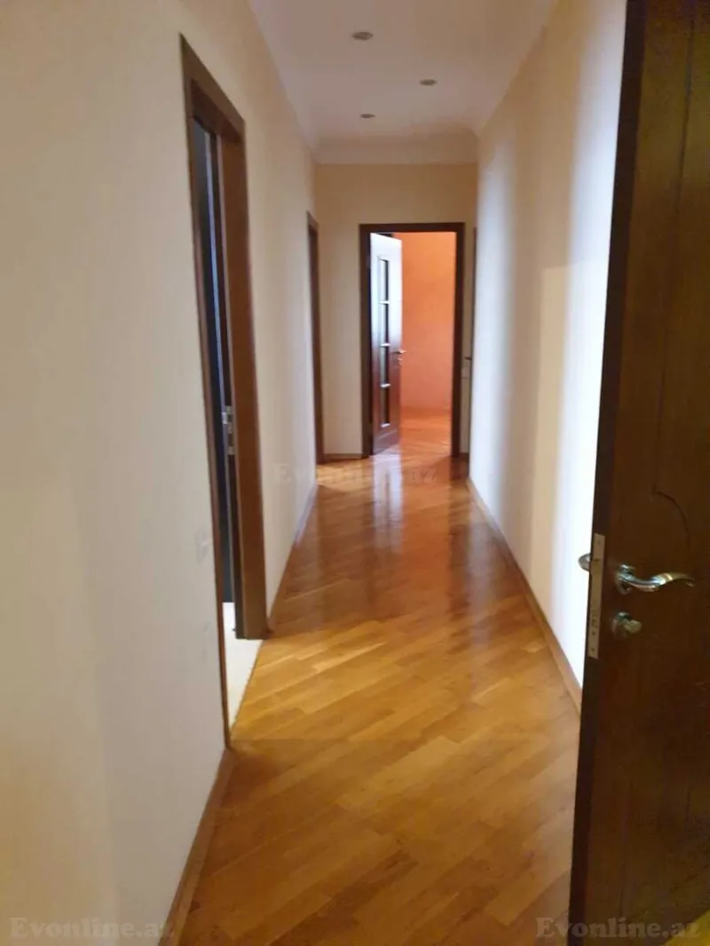 Satılır 3 otaqlı Mənzil Yeni tikili 135 m² Nəsimi r. - şəkil 9