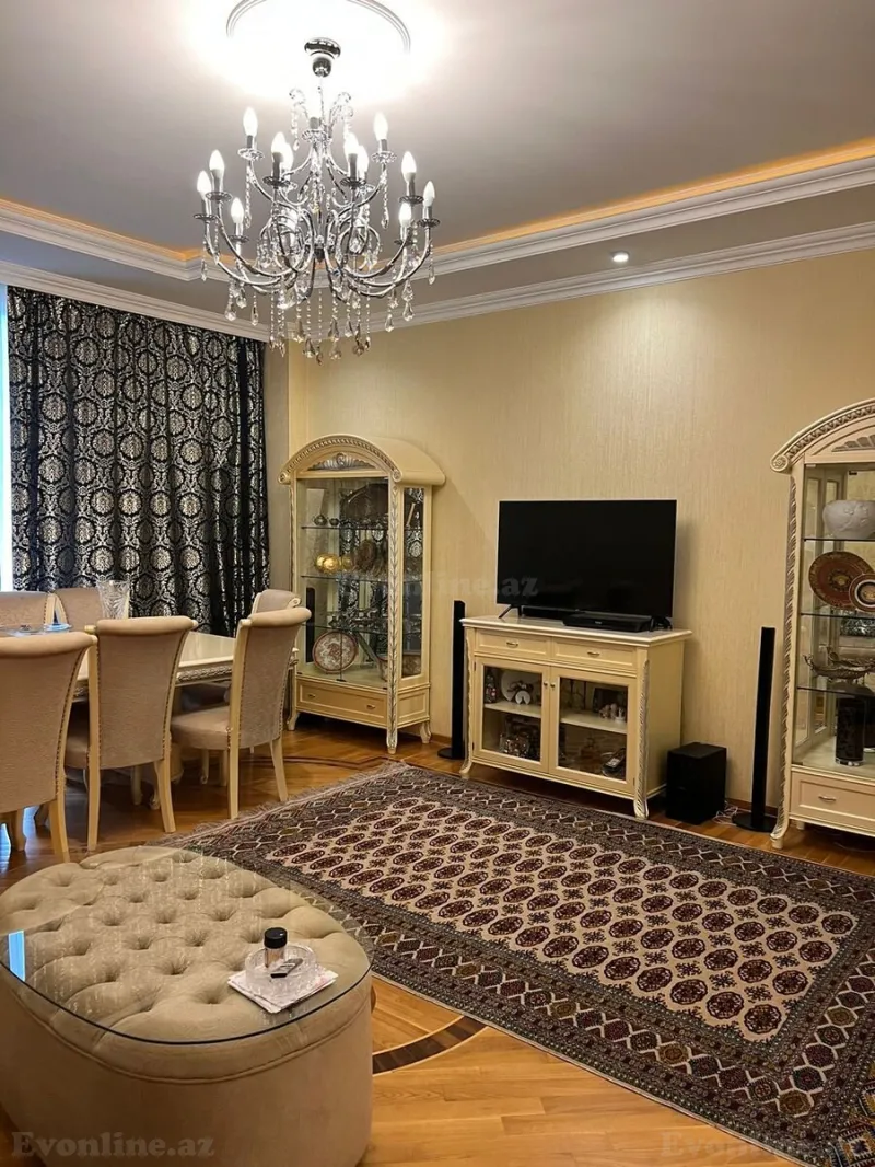 Satılır 3 otaqlı Mənzil Yeni tikili 135 m² Nəriman Nərimanov m.