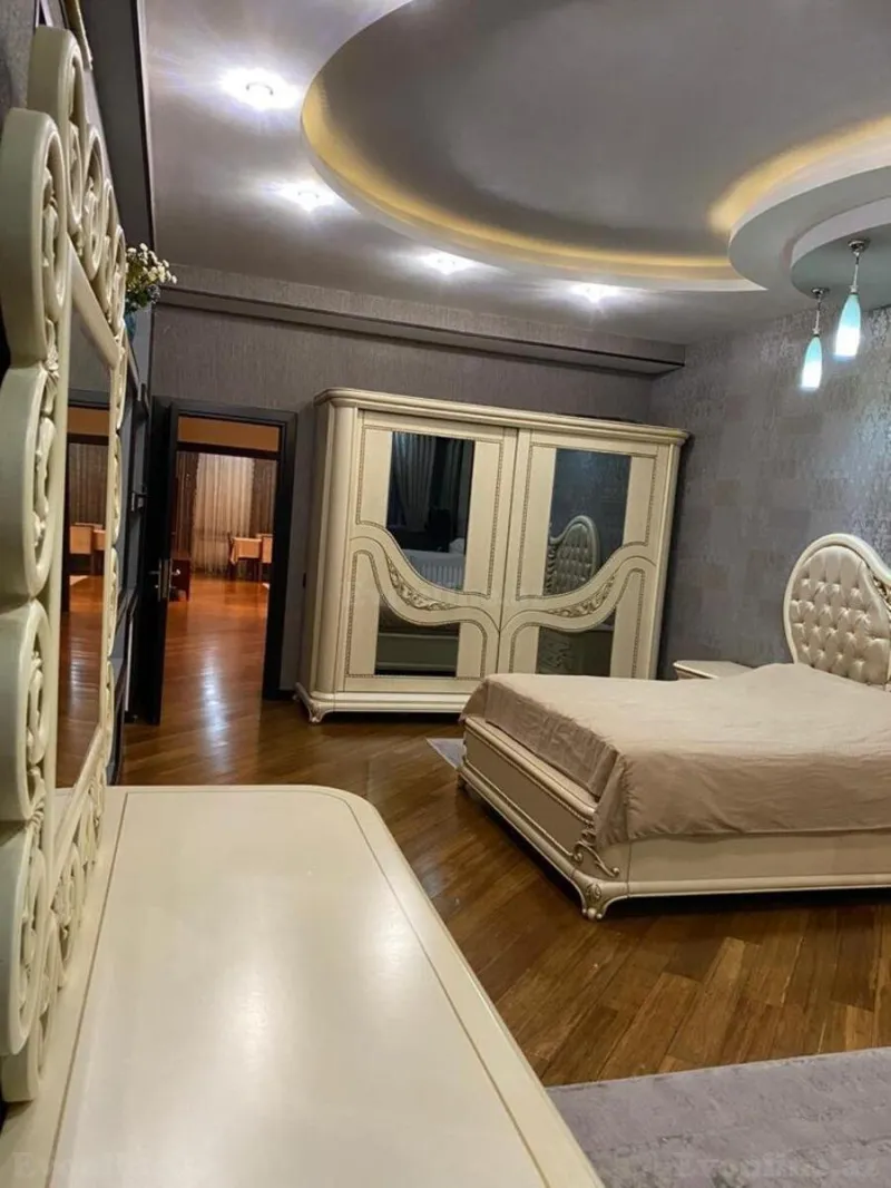 Satılır 3 otaqlı Mənzil Yeni tikili 150 m² 20 Yanvar m. - şəkil 4