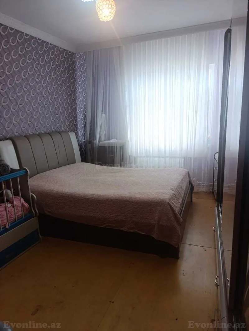 Satılır 3 otaqlı Mənzil Köhnə tikili 80 m² Xalqlar Dostluğu m. - şəkil 3