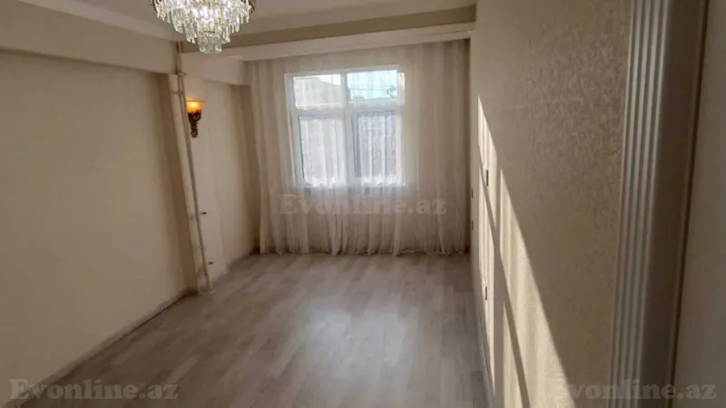 Satılır 2 otaqlı Mənzil Köhnə tikili 45 m² Nərimanov r. - şəkil 4
