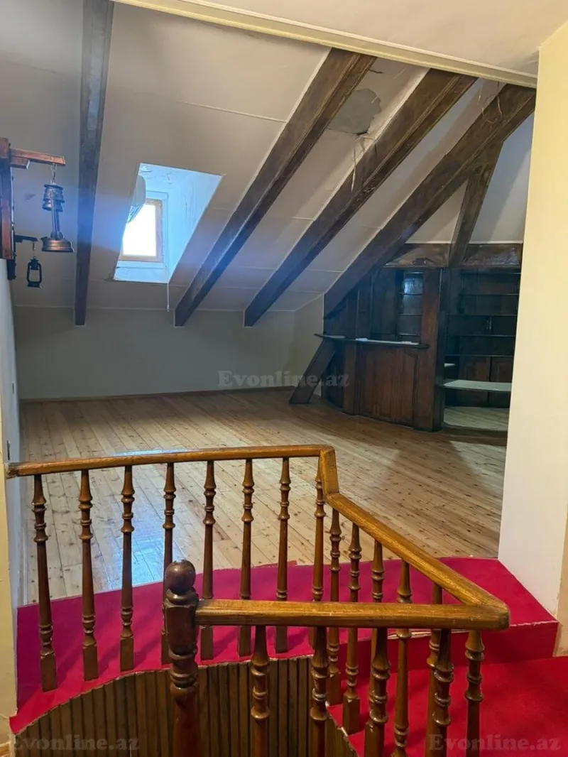Satılır 7 otaqlı Mənzil Köhnə tikili 330 m² Sahil m. - şəkil 13