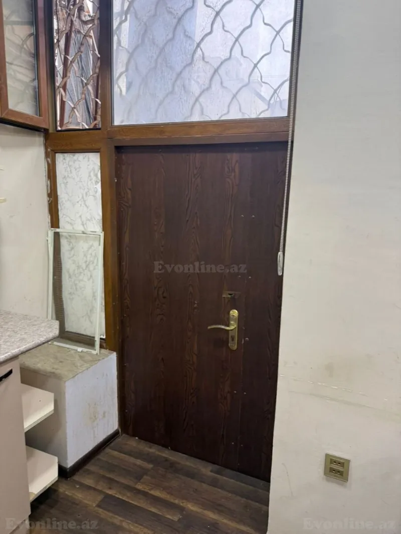 Satılır 7 otaqlı Mənzil Köhnə tikili 330 m² Sahil m. - şəkil 19