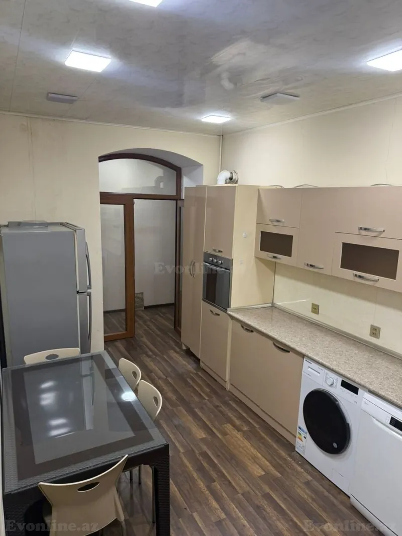 Satılır 7 otaqlı Mənzil Köhnə tikili 330 m² Sahil m. - şəkil 20