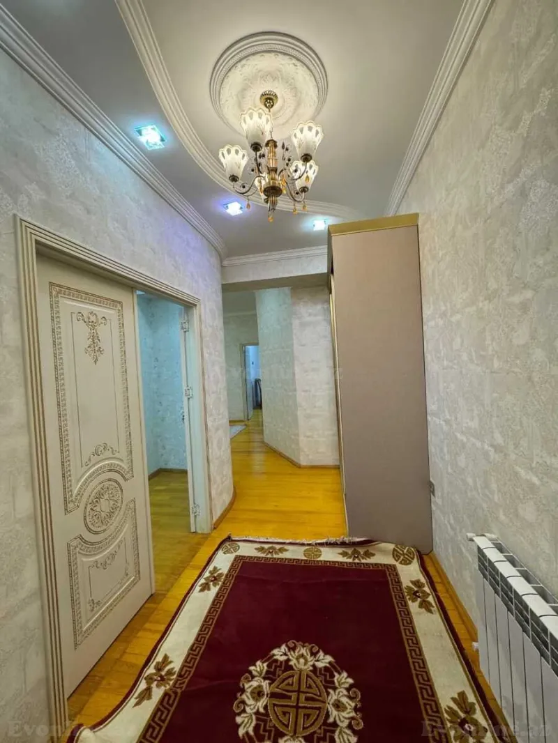 Kirayə verilir 3 otaqlı Mənzil Yeni tikili 130 m² 2-ci mikrorayon - şəkil 13