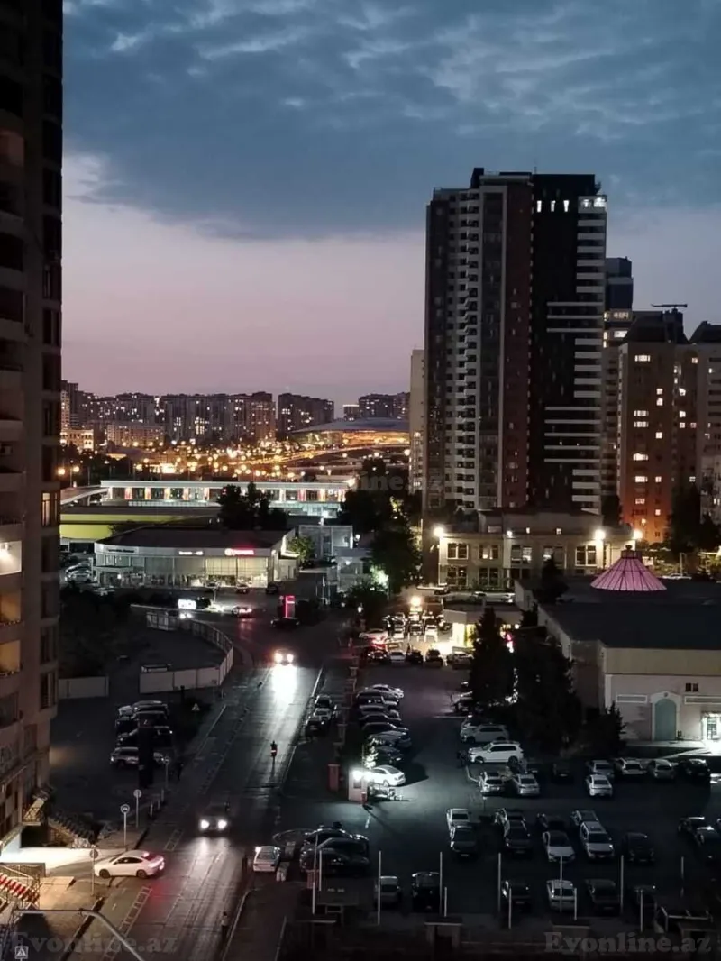 4 otaqlı Mənzil 155 m² Xətai m. Satılır
