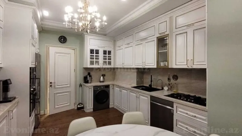 Satılır 4 otaqlı Mənzil Yeni tikili 155 m² Xətai m. - şəkil 9