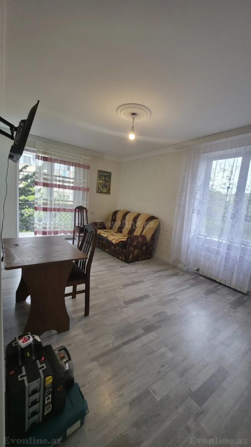 Satılır 1 otaqlı Mənzil Köhnə tikili 40 m² Sabunçu r. - şəkil 5