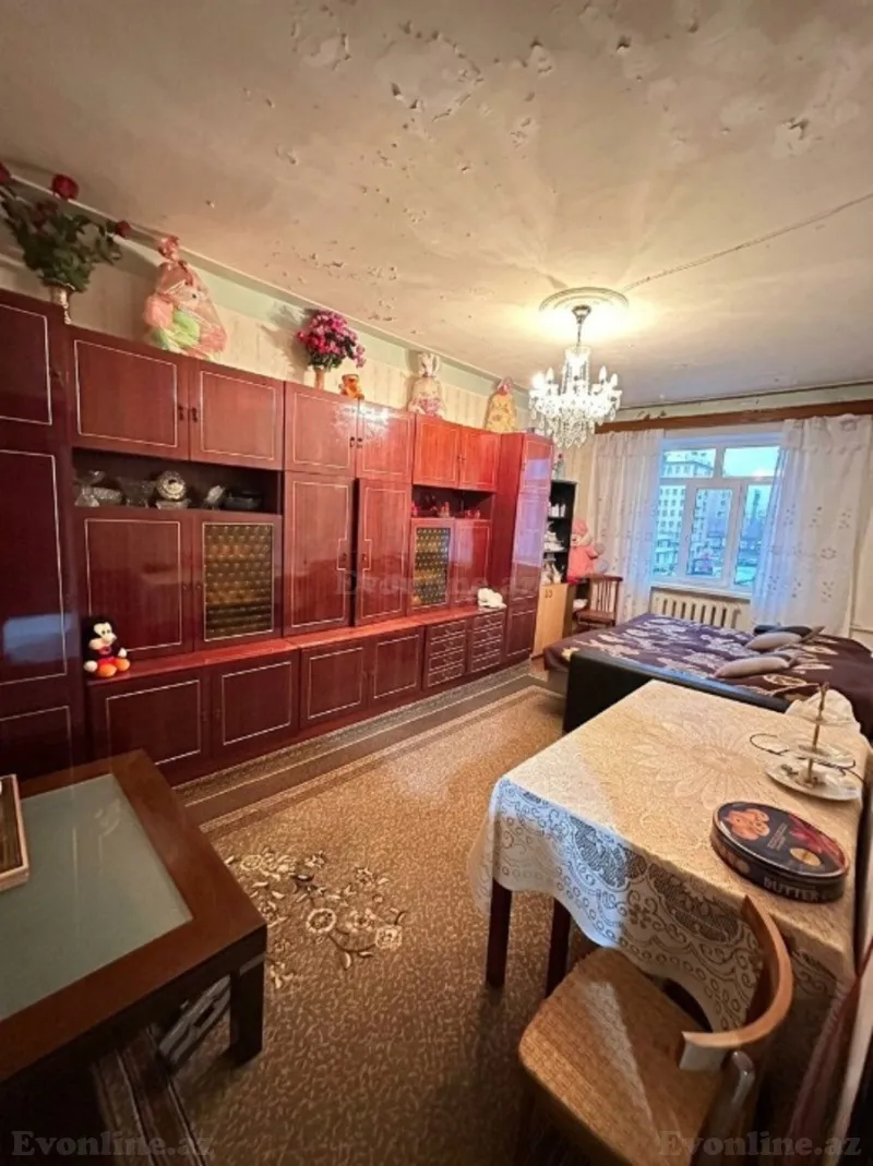 Satılır 3 otaqlı Mənzil Köhnə tikili 80 m² Əhmədli m. - şəkil 2